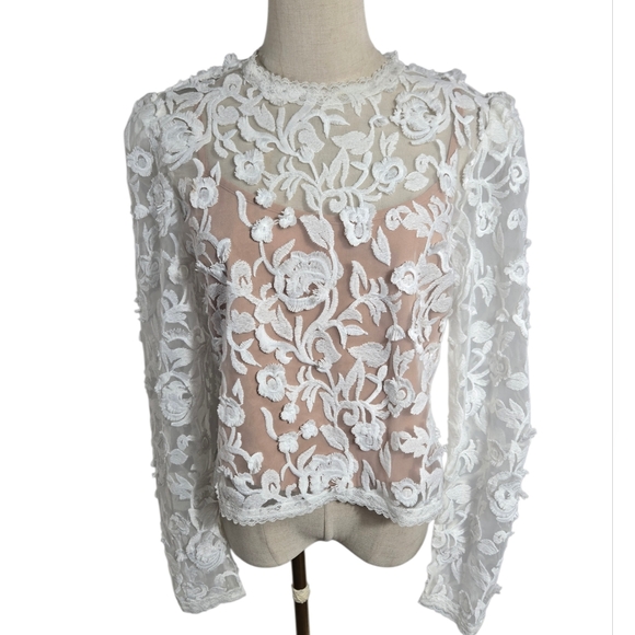 Wayf Tops - Wayf White Floral Lace Long Sleeve Blouse Top With Cami NWT